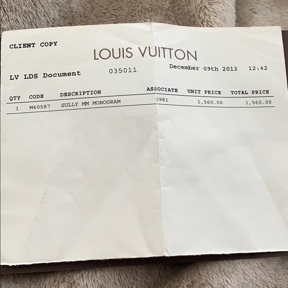 Louis Vuitton Limited Edition Hobo Bag - Picture 10 of 11